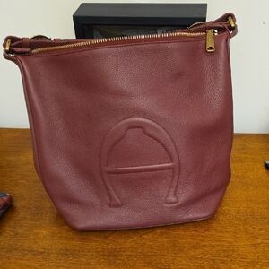 Etienne Aigner Maroon Leather Shoulder Bag